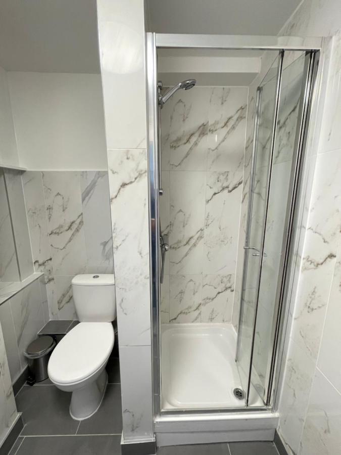 93 Charlotte Apartment London Bagian luar foto
